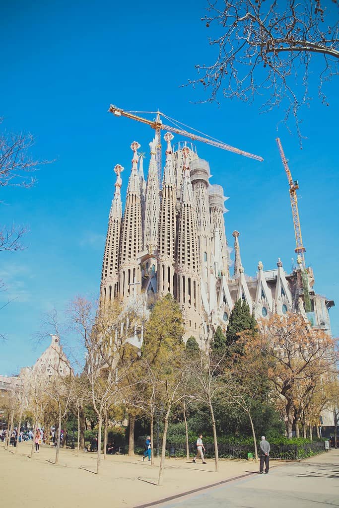 sagrada familia in completion